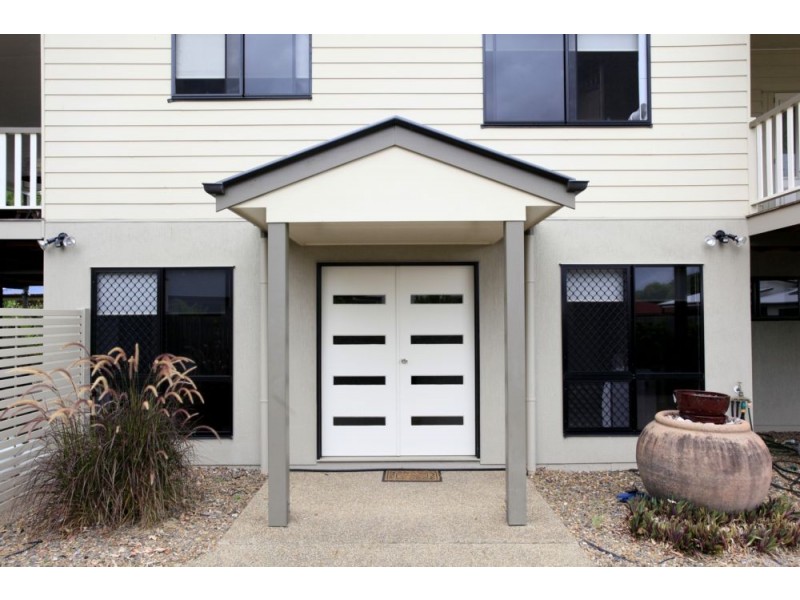 30 Acacia Street, Moore Park Beach QLD 4670