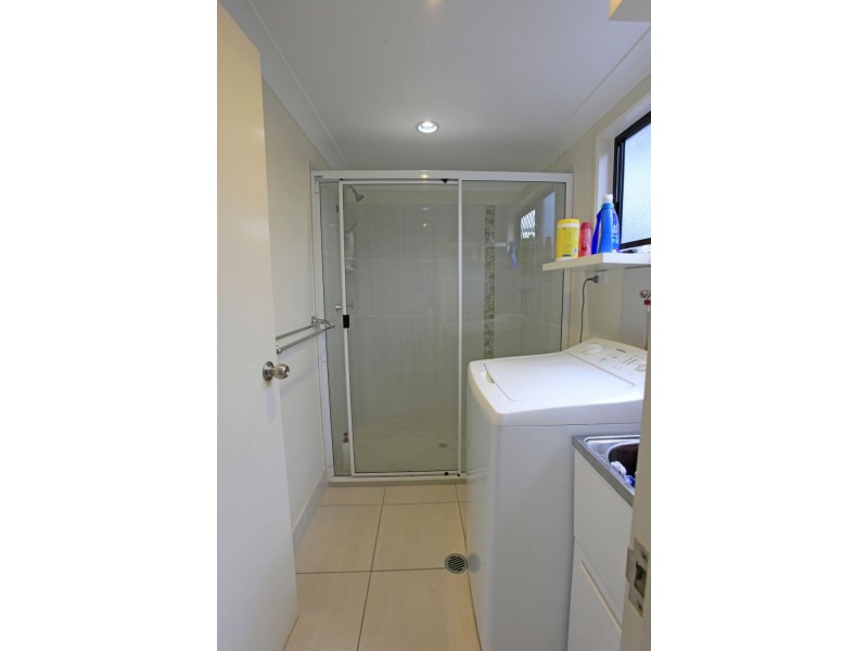 30 Acacia Street, Moore Park Beach QLD 4670