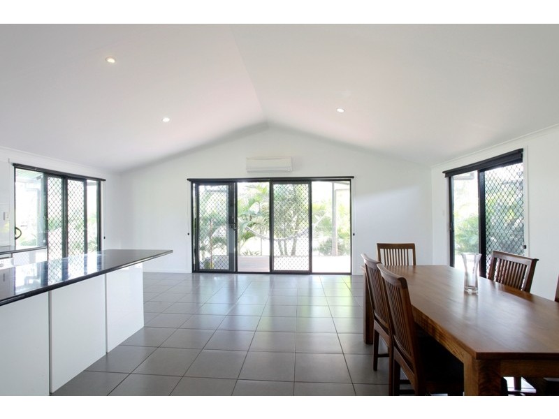 52 Tammy Road, Moore Park Beach QLD 4670