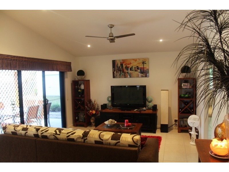 10 Sarra Place, Bundaberg East QLD 4670