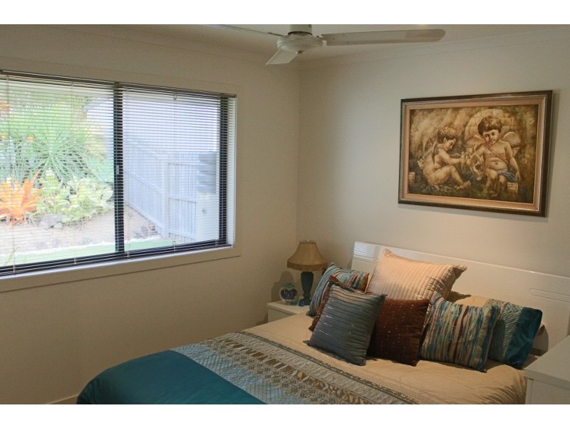 10 Sarra Place, Bundaberg East QLD 4670