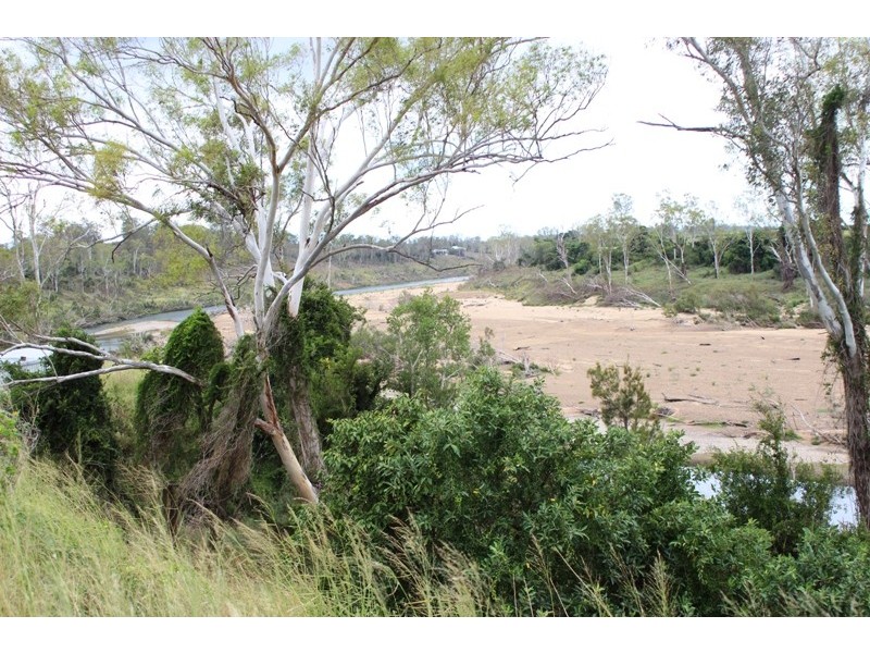 132 Hairs Road, Bungadoo QLD 4671