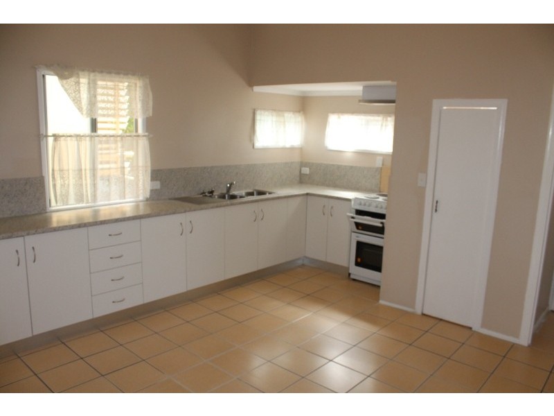 9 McMannie Street, Bundaberg South QLD 4670