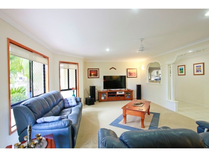 15 Martins Court, Qunaba QLD 4670