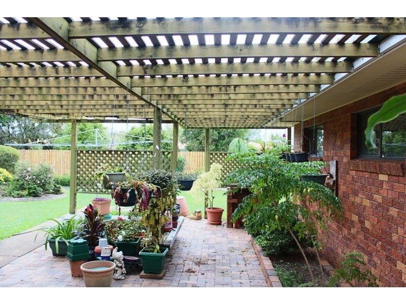 4 Keys Street, Avenell Heights QLD 4670