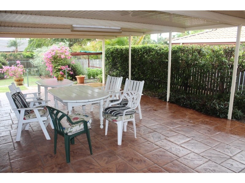 40 Bargara lakes drive, Bargara QLD 4670