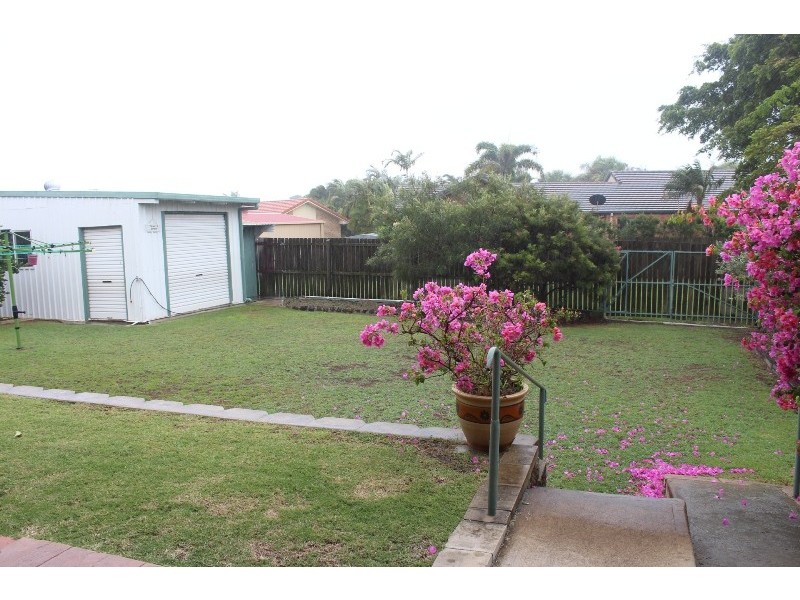 40 Bargara lakes drive, Bargara QLD 4670