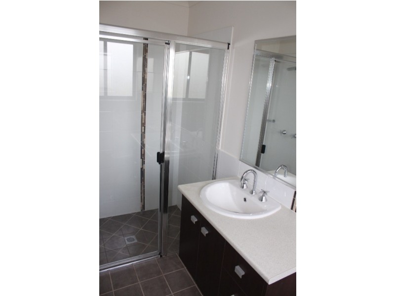 45 One World Drive, Redridge QLD 4660