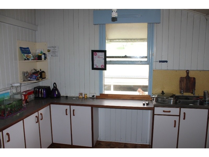 7 Curtis Street, Bundaberg South QLD 4670