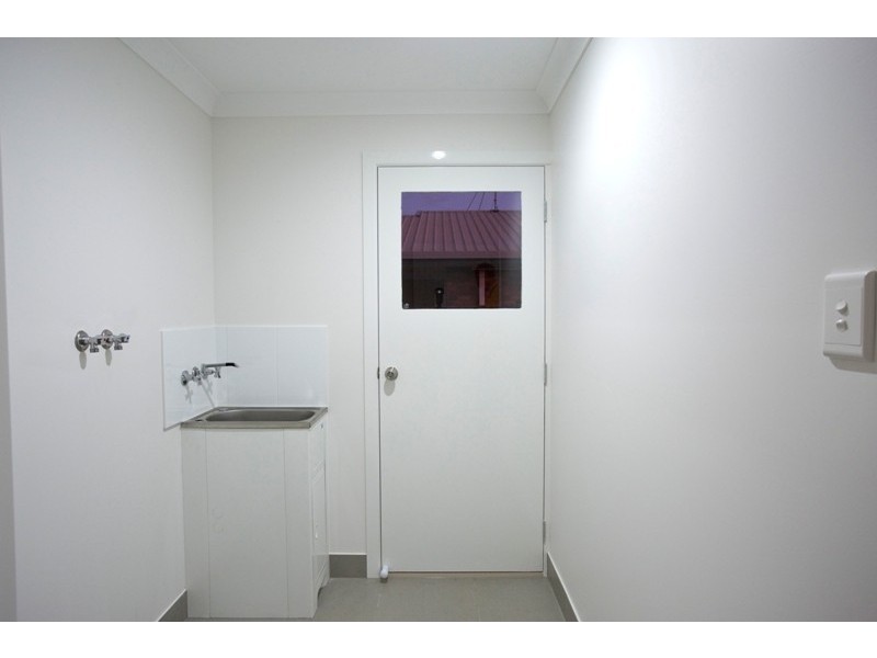 4 Rehbein Avenue, Qunaba QLD 4670