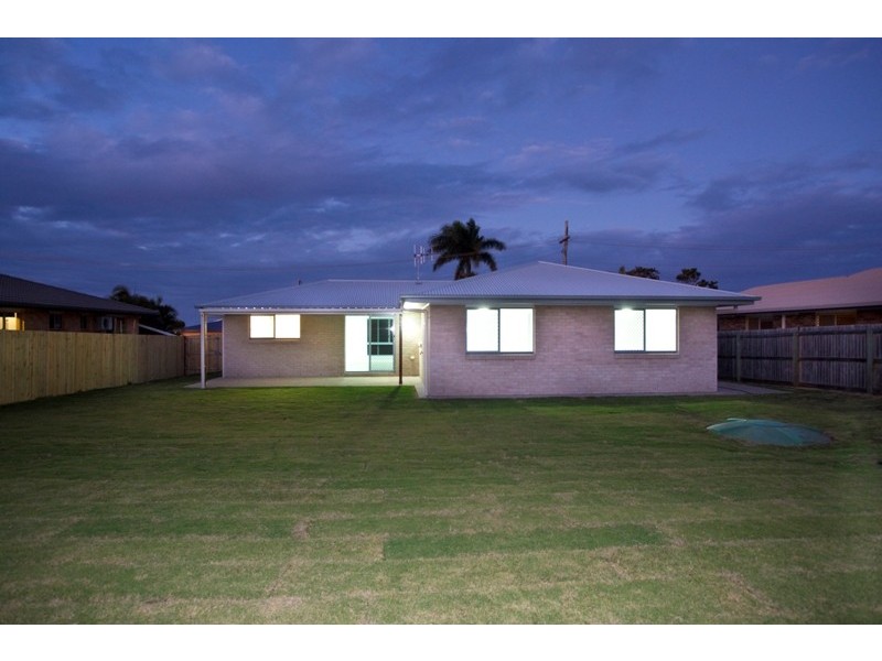 4 Rehbein Avenue, Qunaba QLD 4670