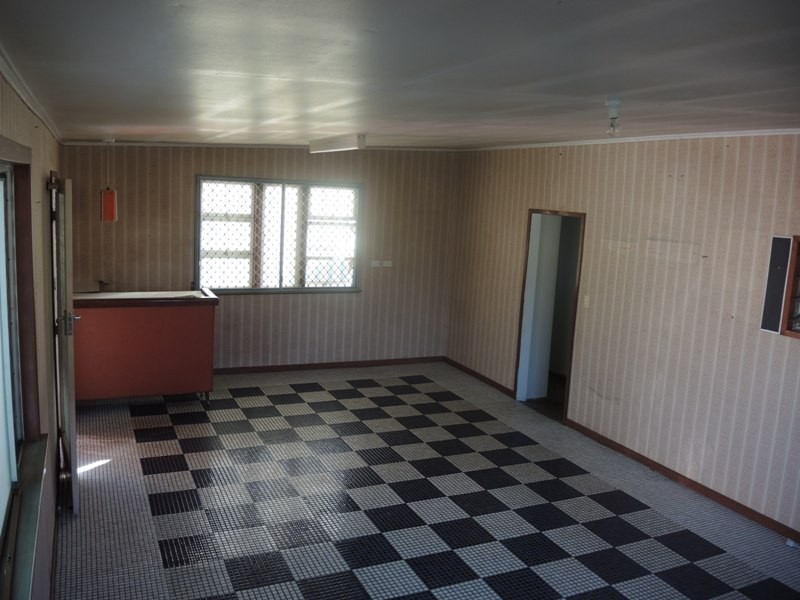 56 Beatrice Street, Walkervale QLD 4670