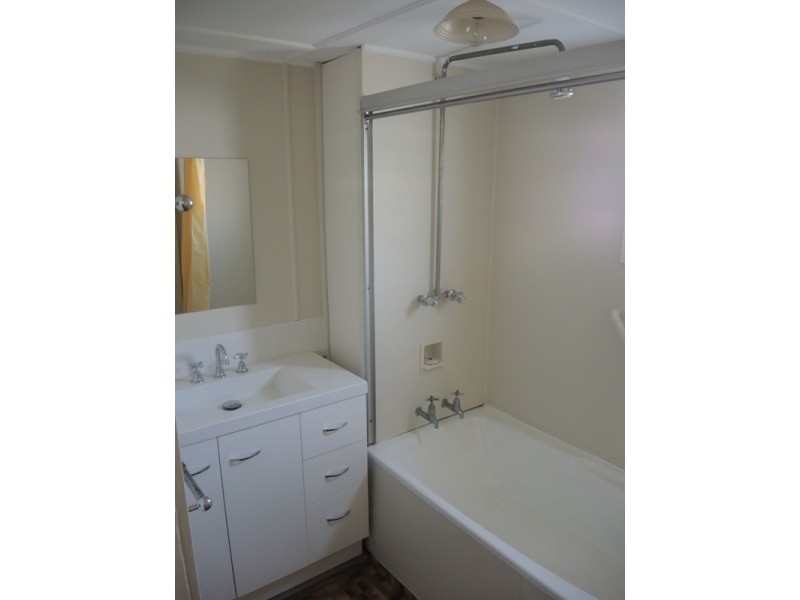 56 Beatrice Street, Walkervale QLD 4670