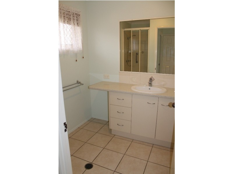 Unit 32/20 Vasey Street, Avenell Heights QLD 4670