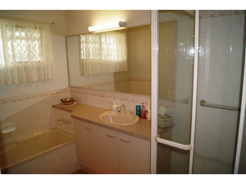 25 ACACIA STREET, Moore Park Beach QLD 4670