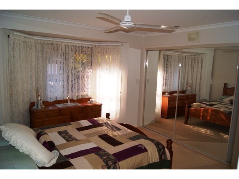 25 ACACIA STREET, Moore Park Beach QLD 4670