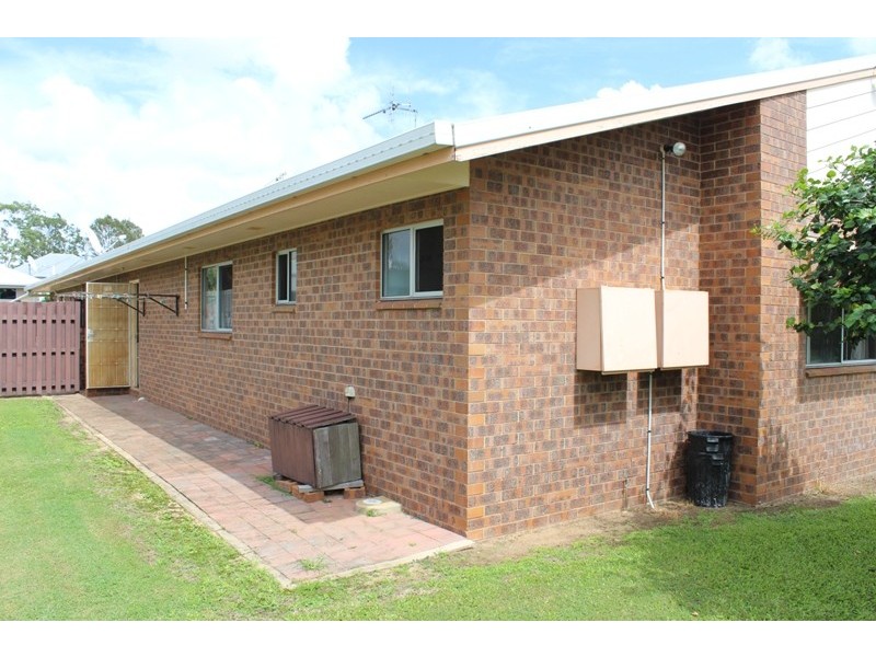 1/15 Kennedy Street, Avondale QLD 4670