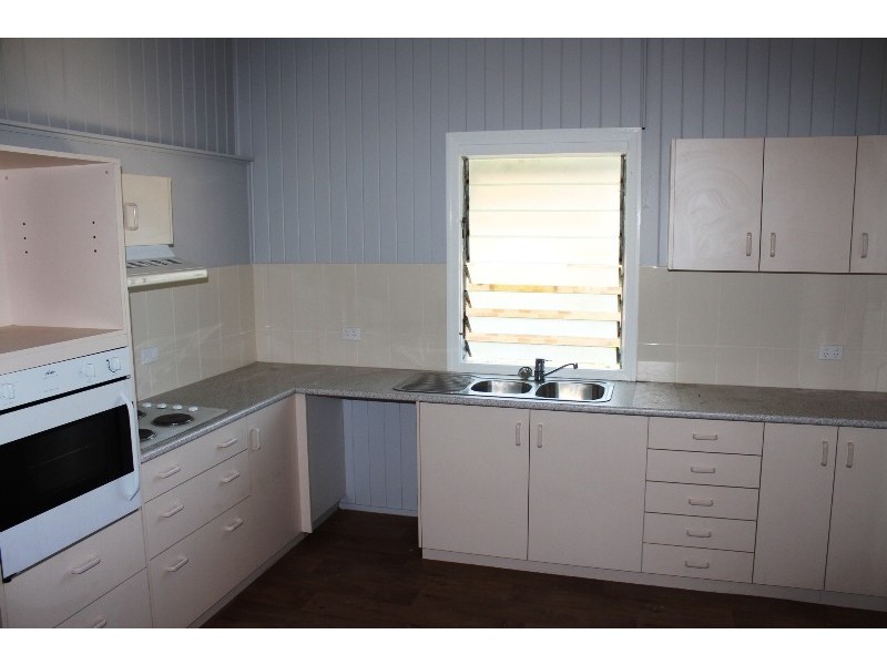 22 Powers Street, Bundaberg West QLD 4670