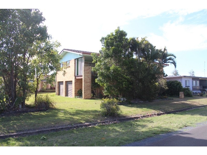 11 SAUER STREET, Bundaberg North QLD 4670