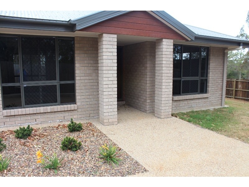 2/4 Neville Drive, Branyan QLD 4670