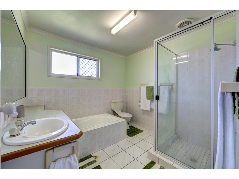 70 Clive Crescent, Kepnock QLD 4670