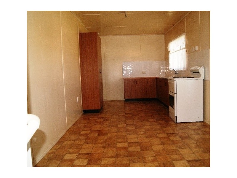 11 Walters Street, Bundaberg North QLD 4670