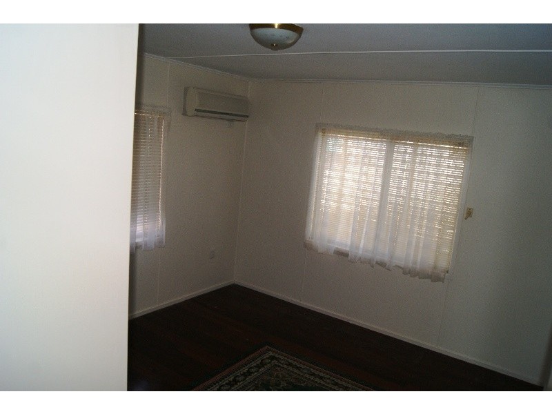 11 Walters Street, Bundaberg North QLD 4670