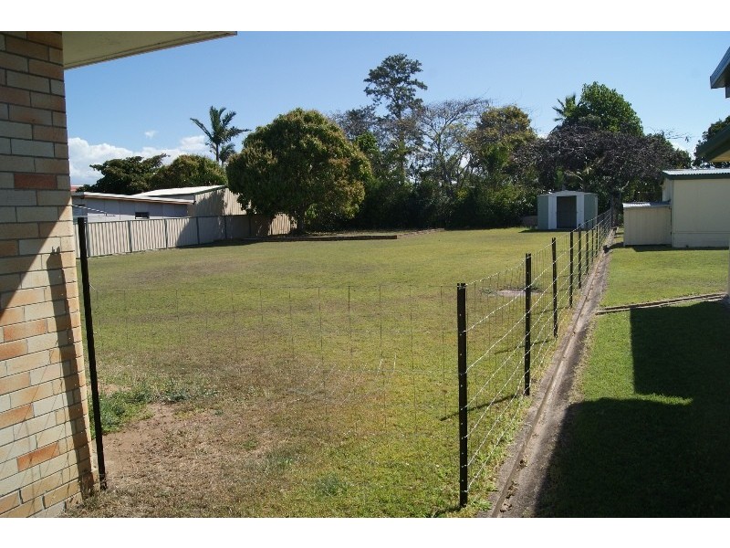 11 Walters Street, Bundaberg North QLD 4670