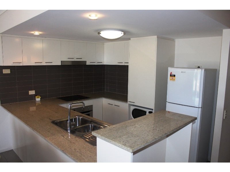 104/23 Esplanade, Bargara QLD 4670