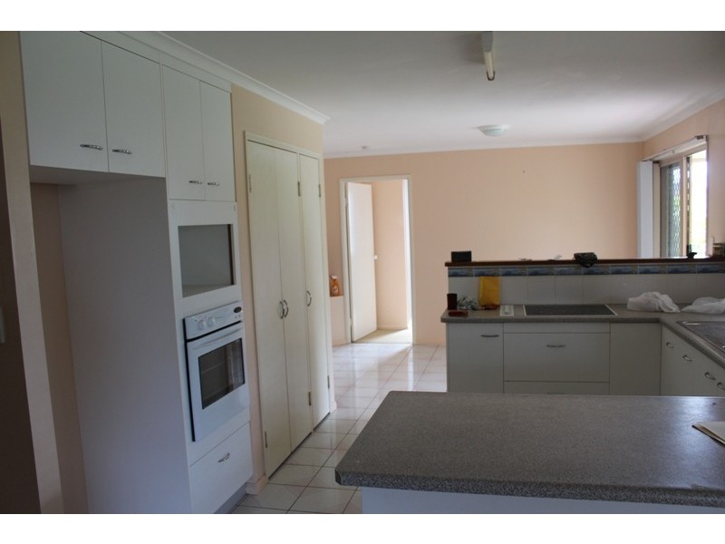 16 Seymore Avenue, Kalkie QLD 4670