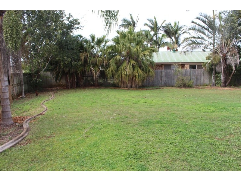 16 Seymore Avenue, Kalkie QLD 4670