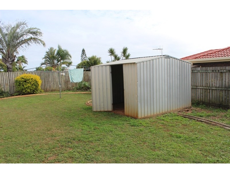 16 Seymore Avenue, Kalkie QLD 4670