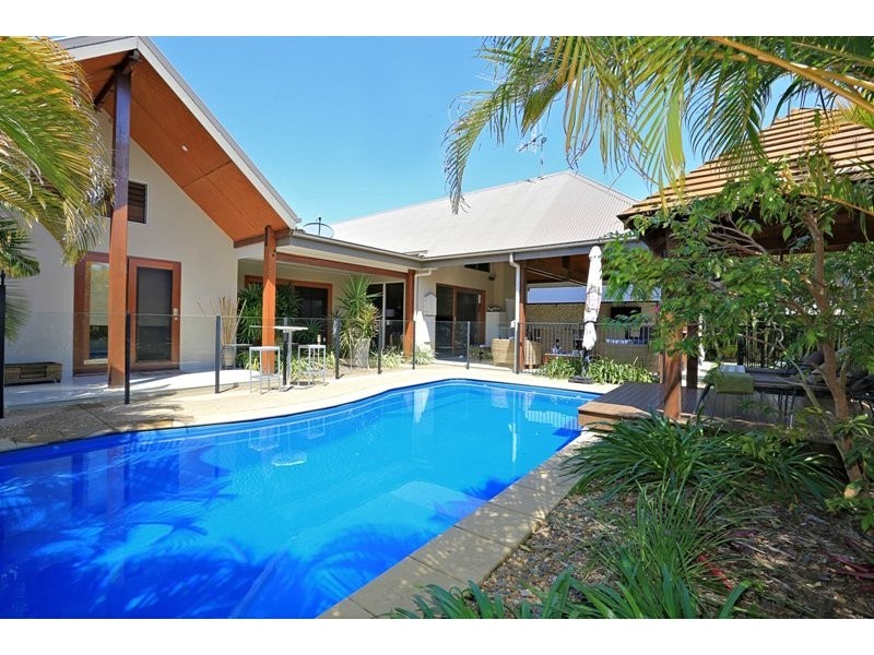 6 Aquarius Drive, Bargara QLD 4670