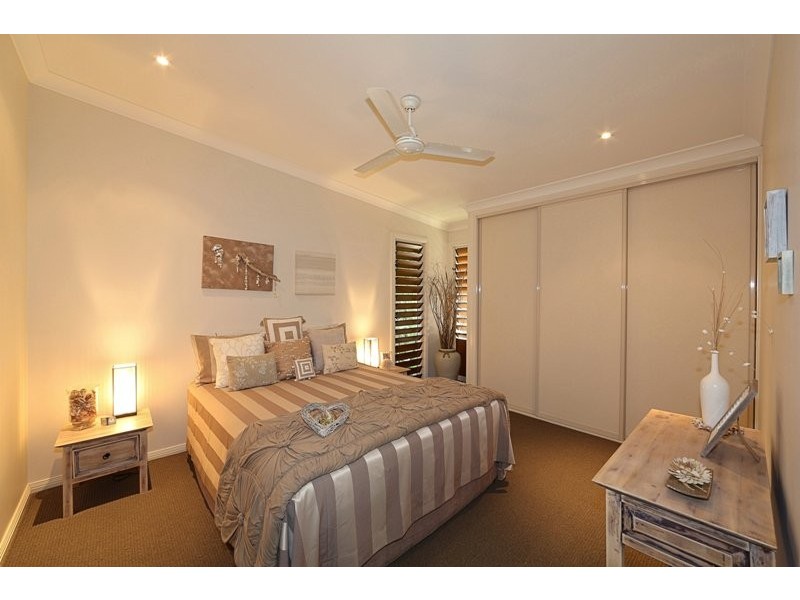 6 Aquarius Drive, Bargara QLD 4670
