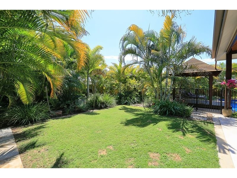 6 Aquarius Drive, Bargara QLD 4670