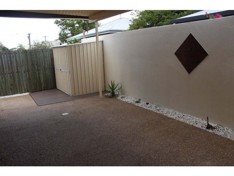 1/16 Moore Lane, Bundaberg West QLD 4670