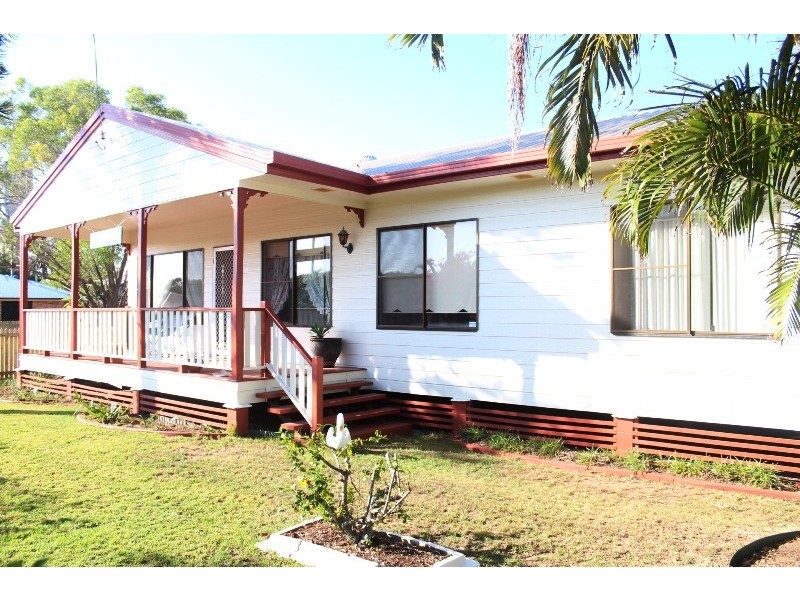 14 Acacia Street, Moore Park Beach QLD 4670