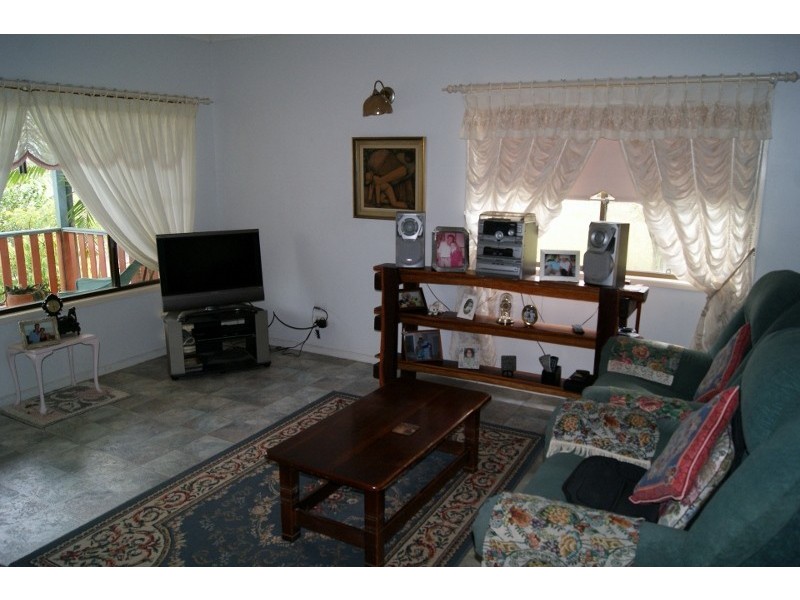 14 Acacia Street, Moore Park Beach QLD 4670