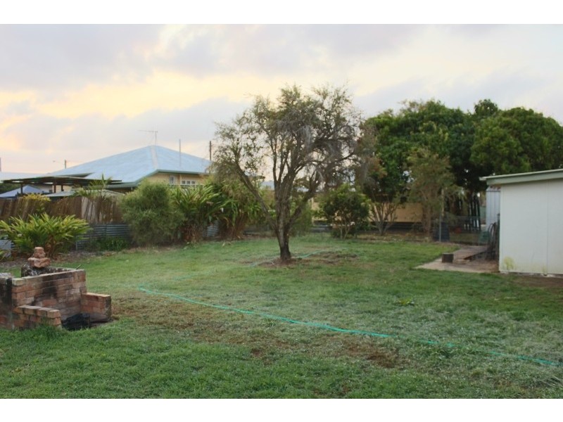 15 Blamey Street, Avenell Heights QLD 4670