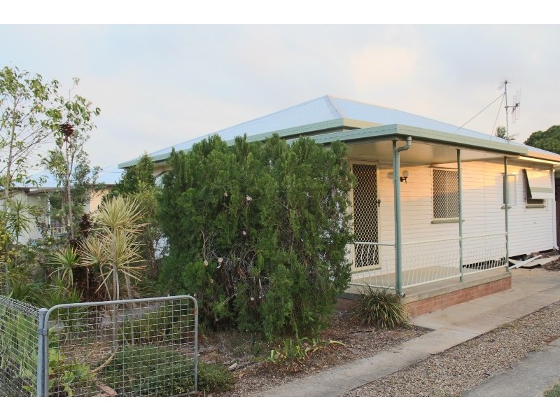 15 Blamey Street, Avenell Heights QLD 4670