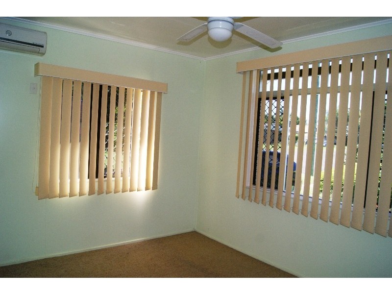 13 Tummon Street, Walkervale QLD 4670