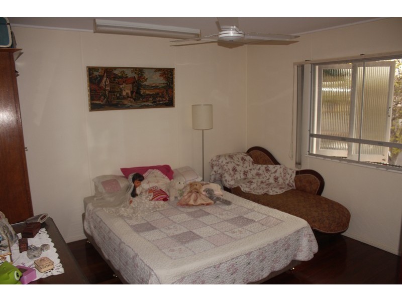 10 Harvey Street, Avenell Heights QLD 4670