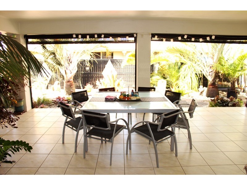 7 Hillcrest Court, Bargara QLD 4670
