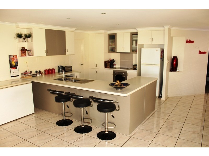 7 Hillcrest Court, Bargara QLD 4670