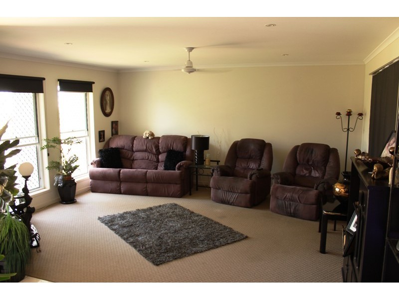 7 Hillcrest Court, Bargara QLD 4670