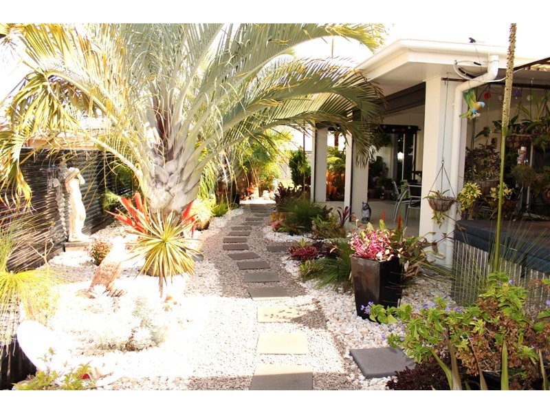 7 Hillcrest Court, Bargara QLD 4670