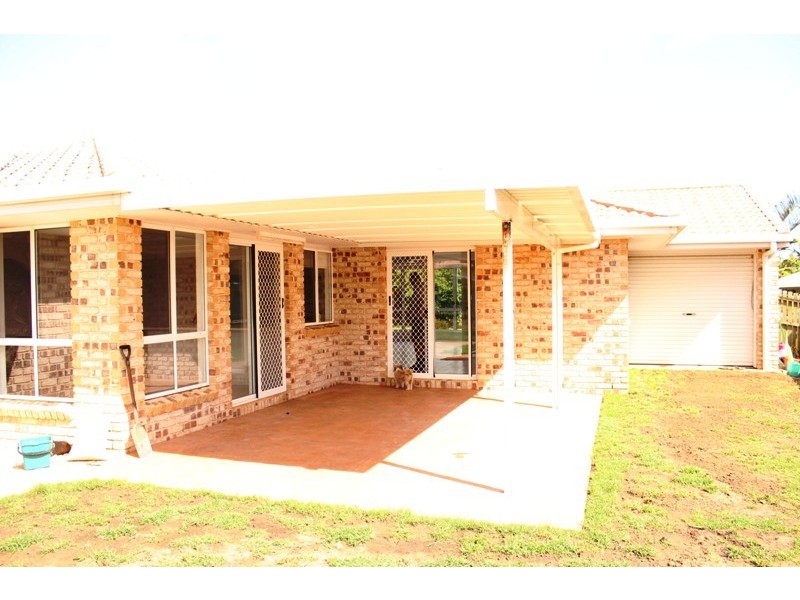 3 Broadwater Close, Bargara QLD 4670