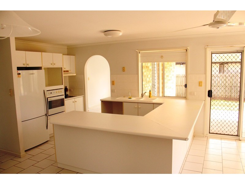 3 Broadwater Close, Bargara QLD 4670