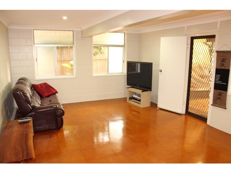45 Powers Street, Bundaberg West QLD 4670