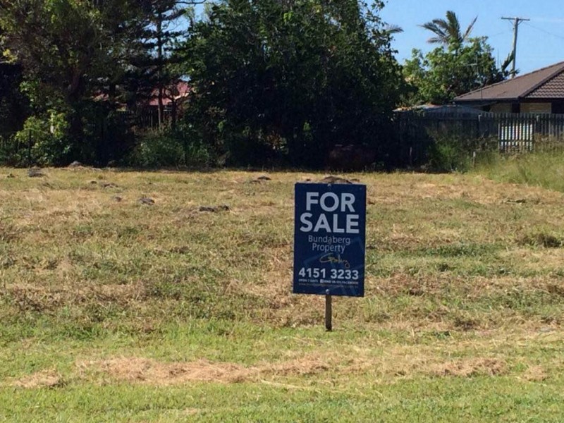 60 Gibsons Road, Burnett Heads QLD 4670